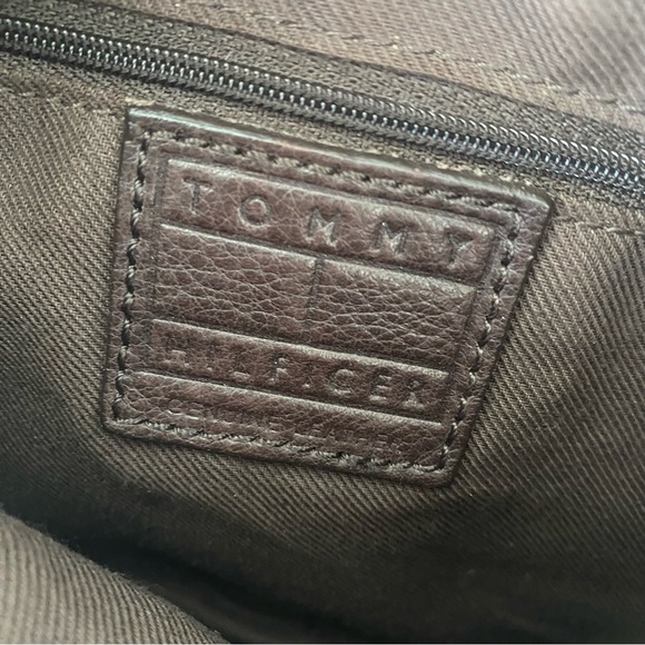 Tommy Hilfiger Dark Brown Leather Purse - Picture 14 of 15